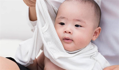 南宁生殖中心试管婴儿多少钱-辽宁省试管婴儿医院成功率排名公开! 捐献卵子孕育男孩的过程三、一目了然。(图1)